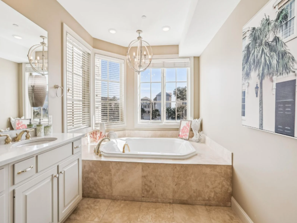 Luxury Coastal Retreat in Hilton Head - Perfect for Large Groups